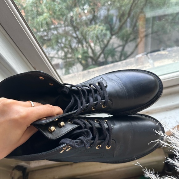 Stuart Weitzman Mila Lift Bootie Sz 6.5 - Picture 4 of 5